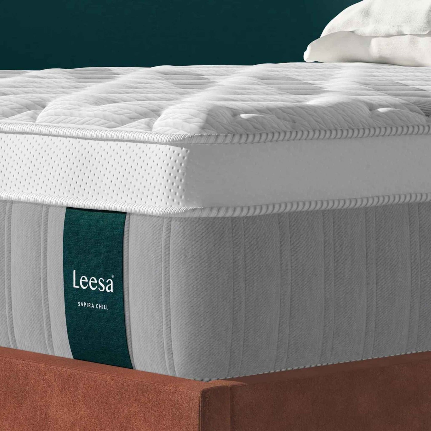 Leesa Sapira Chill Hybrid Mattress